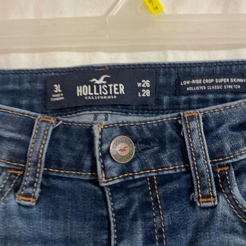 Super cute hollister low rise - Picture 2 of 3